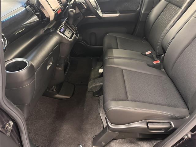 N-BOXカスタム G・ターボLパッケージ 両側パワースライドドア/7インチナビ/地デジTV/バックカメラ/ドライブレコーダー/ETC/ハーフレザー/CTBA:シティブレーキアクティブシステム/オートライト/キセノンヘッドライト/Pスタート(25枚目)