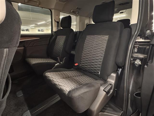 デリカD:5 P アルパイン後席モニター&11インチナビ/マルチアラウンドモニター/両側オートスライドドア/後側方車両検知警報/衝突被害軽減ブレーキ/パワーバックドア/パワーシート/シートヒーター/ステアリングヒーター(29枚目)