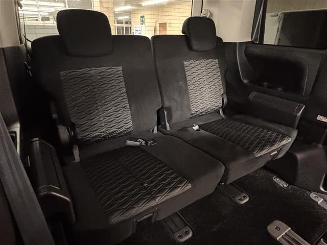 デリカD:5 P アルパイン後席モニター&11インチナビ/マルチアラウンドモニター/両側オートスライドドア/後側方車両検知警報/衝突被害軽減ブレーキ/パワーバックドア/パワーシート/シートヒーター/ステアリングヒーター(30枚目)