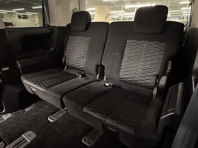 デリカD:5 P アルパイン後席モニター&11インチナビ/マルチアラウンドモニター/両側オートスライドドア/後側方車両検知警報/衝突被害軽減ブレーキ/パワーバックドア/パワーシート/シートヒーター/ステアリングヒーター(31枚目)