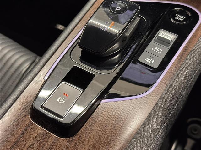 オーラ G レザーエディション BOSEパーソナルプラスサウンド/9インチナビ/アラウンドビューモニター/ETC2.0/BSW/デジタルインナーミラー/本革シート/プロパイロット/衝突被害軽減/ワイヤレス充電/アダプティブLED(12枚目)