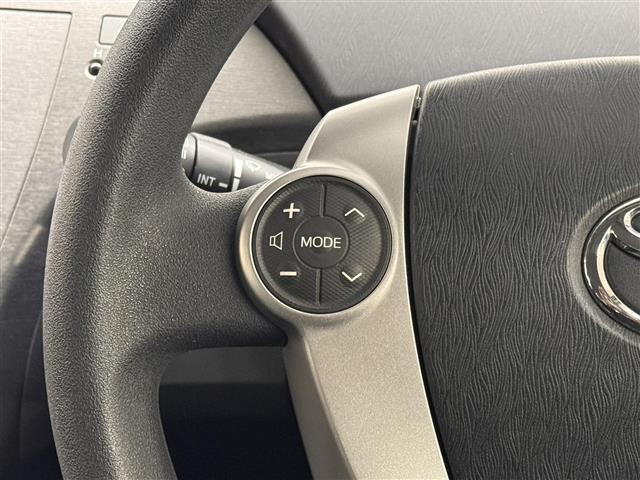 プリウス S 7インチナビ/バックカメラ/フルセグTV/ドライブレコーダー/ビルトインETC/オートライト/HIDヘッドライト/車両接近通報装置/ステアリングスイッチ/オートエアコン/プッシュスタート/スマートキー(18枚目)