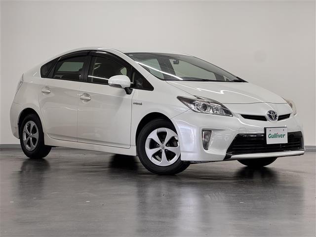 プリウス S 7インチナビ/バックカメラ/フルセグTV/ドライブレコーダー/ビルトインETC/オートライト/HIDヘッドライト/車両接近通報装置/ステアリングスイッチ/オートエアコン/プッシュスタート/スマートキー(47枚目)