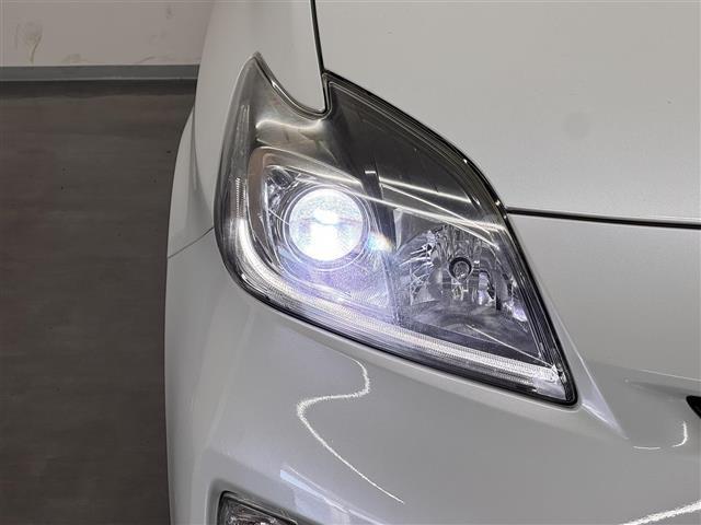 プリウス S 7インチナビ/バックカメラ/フルセグTV/ドライブレコーダー/ビルトインETC/オートライト/HIDヘッドライト/車両接近通報装置/ステアリングスイッチ/オートエアコン/プッシュスタート/スマートキー(55枚目)