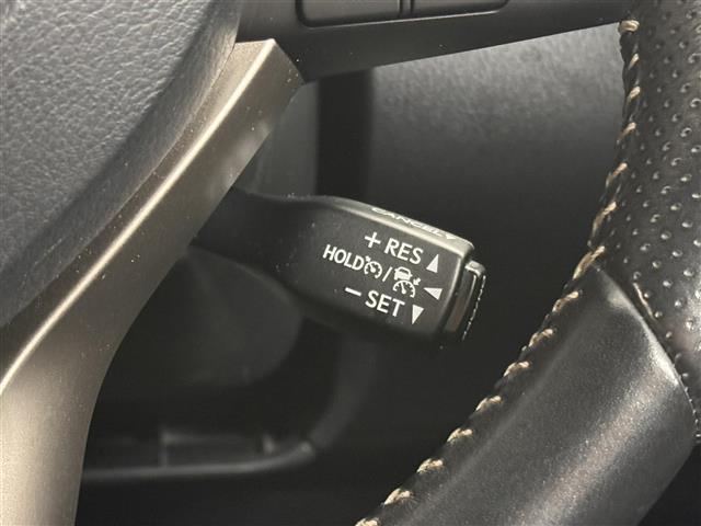 ＲＸ ＲＸ４５０ｈ　Ｆスポーツ　マークレビンソン／ＴＲＤエアロ／１２．３インチナビ／パノラミックビュー／ＥＴＣ２．０／ブラインドスポットモニター／黒革シート／衝突被害軽減／パワーバックドア／カラーＨＵＤ／パワーシート／冷暖シート（21枚目）