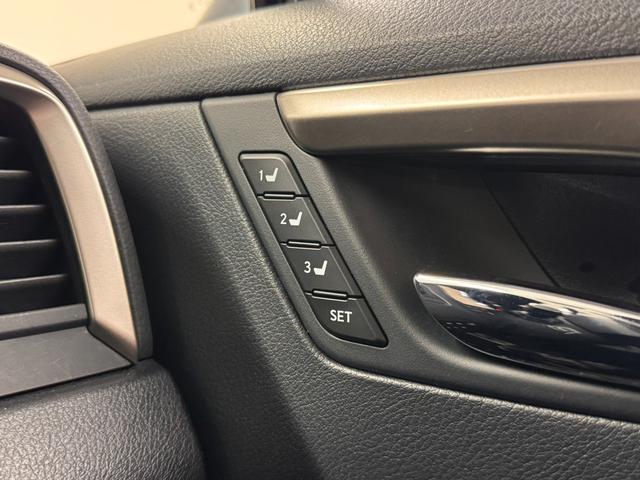 ＲＸ ＲＸ４５０ｈ　Ｆスポーツ　マークレビンソン／ＴＲＤエアロ／１２．３インチナビ／パノラミックビュー／ＥＴＣ２．０／ブラインドスポットモニター／黒革シート／衝突被害軽減／パワーバックドア／カラーＨＵＤ／パワーシート／冷暖シート（34枚目）