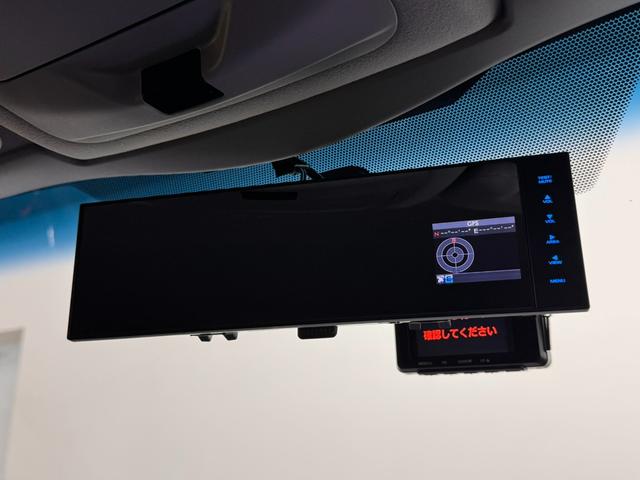 クラウンハイブリッド アスリートＳ　寒冷地仕様／８インチナビ／バックカメラ／ドライブレコーダー／ＥＴＣ／クルーズコントロール／パワーシート／シートヒーター／ステアリングヒーター／オートライト／ＨＩＤヘッドライト／社外１９ＡＷ／Ｐスタート（17枚目）