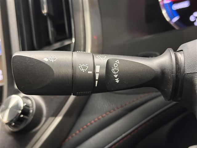 クラウンハイブリッド アスリートＳ　寒冷地仕様／８インチナビ／バックカメラ／ドライブレコーダー／ＥＴＣ／クルーズコントロール／パワーシート／シートヒーター／ステアリングヒーター／オートライト／ＨＩＤヘッドライト／社外１９ＡＷ／Ｐスタート（24枚目）