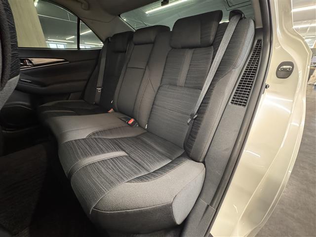 クラウンハイブリッド アスリートＳ　寒冷地仕様／８インチナビ／バックカメラ／ドライブレコーダー／ＥＴＣ／クルーズコントロール／パワーシート／シートヒーター／ステアリングヒーター／オートライト／ＨＩＤヘッドライト／社外１９ＡＷ／Ｐスタート（45枚目）