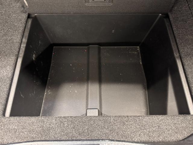 クラウンハイブリッド アスリートＳ　寒冷地仕様／８インチナビ／バックカメラ／ドライブレコーダー／ＥＴＣ／クルーズコントロール／パワーシート／シートヒーター／ステアリングヒーター／オートライト／ＨＩＤヘッドライト／社外１９ＡＷ／Ｐスタート（48枚目）