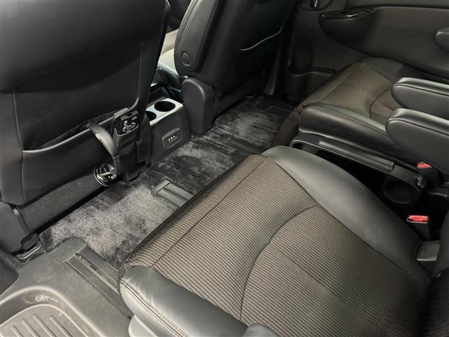 エルグランド 250ハイウェイスターS アーバンクロム 後席モニター/純正8インチナビ/アラウンドビューモニター/ドライブレコーダー/ETC/クルーズコントロール/ハーフレザー/オットマンシート/AC100V/両側オートスライドドア/AFS付LEDライト(45枚目)