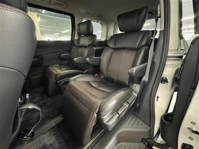 エルグランド 250ハイウェイスターS アーバンクロム 後席モニター/純正8インチナビ/アラウンドビューモニター/ドライブレコーダー/ETC/クルーズコントロール/ハーフレザー/オットマンシート/AC100V/両側オートスライドドア/AFS付LEDライト(47枚目)