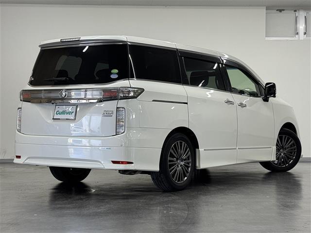 エルグランド 250ハイウェイスターS アーバンクロム 後席モニター/純正8インチナビ/アラウンドビューモニター/ドライブレコーダー/ETC/クルーズコントロール/ハーフレザー/オットマンシート/AC100V/両側オートスライドドア/AFS付LEDライト(61枚目)