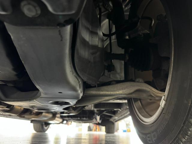 エルグランド 250ハイウェイスターS アーバンクロム 後席モニター/純正8インチナビ/アラウンドビューモニター/ドライブレコーダー/ETC/クルーズコントロール/ハーフレザー/オットマンシート/AC100V/両側オートスライドドア/AFS付LEDライト(69枚目)