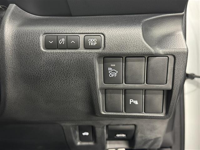 IS IS300h Fスポーツ 7インチナビ/バックカメラ/ドライブレコーダー/ETC/ハーフレザーシート/クリアランスソナー/クルーズコントロール/デュアルオートエアコン/オートライト/オートワイパー/LEDヘッドライト/18AW(26枚目)