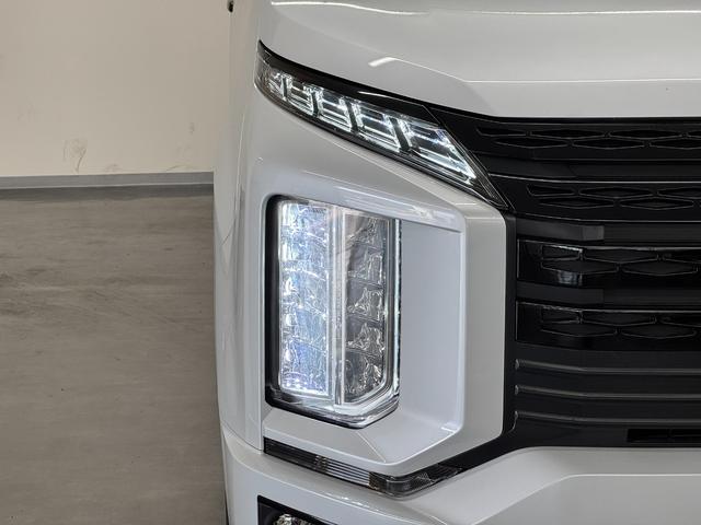 デリカD:5 ブラックエディション 登録済未使用車/アルパイン11インチナビ/マルチアラウンドモニター/両側オートスライドドア/本革シート/ブラインドスポットモニター/衝突被害軽減ブレーキ/パワーバックドア/パワーシート/シートヒーター(60枚目)