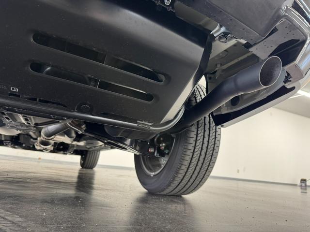 デリカD:5 ブラックエディション 登録済未使用車/アルパイン11インチナビ/マルチアラウンドモニター/両側オートスライドドア/本革シート/ブラインドスポットモニター/衝突被害軽減ブレーキ/パワーバックドア/パワーシート/シートヒーター(67枚目)