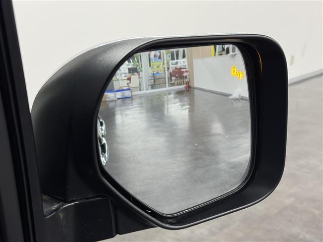 デリカD:5 P エクステリアパッケージ/10.1インチナビ/マルチアラウンドモニター/ETC/電動サイドステップ/ブラインドスポットモニター/衝突被害軽減ブレーキ/レーダークルコン/100V電源/両側パワスラ(32枚目)