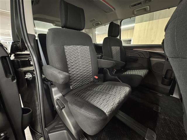 デリカD:5 P エクステリアパッケージ/10.1インチナビ/マルチアラウンドモニター/ETC/電動サイドステップ/ブラインドスポットモニター/衝突被害軽減ブレーキ/レーダークルコン/100V電源/両側パワスラ(44枚目)