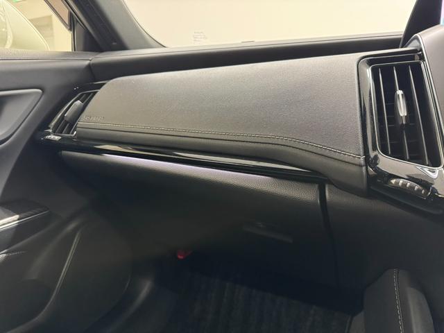 クラウンハイブリッド RSアドバンス OP16スピーカー/8型ナビ/パノラミックビュー/ドラレコ/ETC/本革シート/ブラインドスポットモニター/プリクラッシュセーフティ/パーキングサポートブレーキ/パワーシート/冷暖シート/カラーHUD(15枚目)