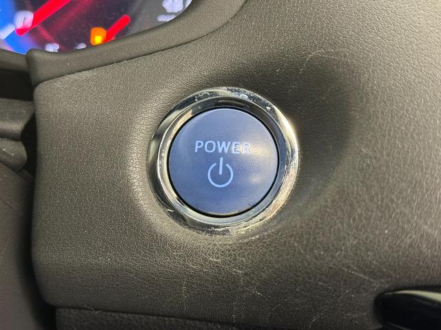 クラウンハイブリッド RSアドバンス OP16スピーカー/8型ナビ/パノラミックビュー/ドラレコ/ETC/本革シート/ブラインドスポットモニター/プリクラッシュセーフティ/パーキングサポートブレーキ/パワーシート/冷暖シート/カラーHUD(28枚目)