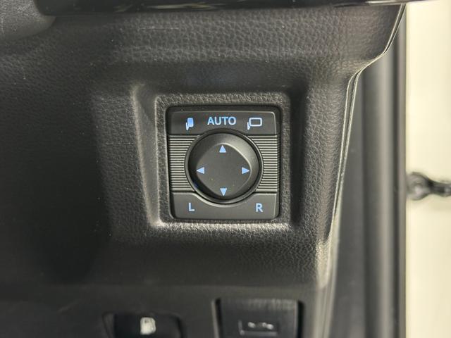 クラウンハイブリッド RSアドバンス OP16スピーカー/8型ナビ/パノラミックビュー/ドラレコ/ETC/本革シート/ブラインドスポットモニター/プリクラッシュセーフティ/パーキングサポートブレーキ/パワーシート/冷暖シート/カラーHUD(29枚目)