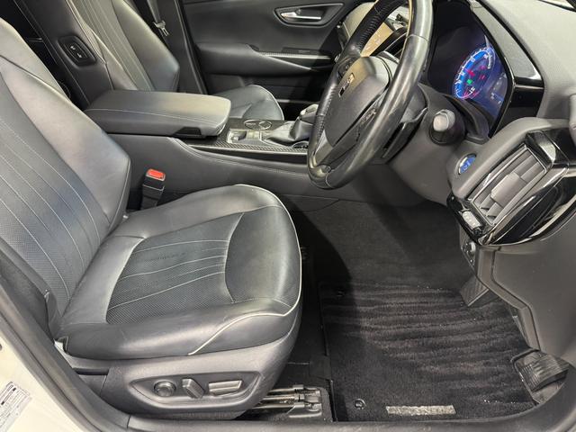 クラウンハイブリッド RSアドバンス OP16スピーカー/8型ナビ/パノラミックビュー/ドラレコ/ETC/本革シート/ブラインドスポットモニター/プリクラッシュセーフティ/パーキングサポートブレーキ/パワーシート/冷暖シート/カラーHUD(38枚目)