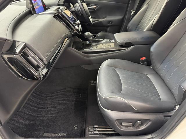 クラウンハイブリッド RSアドバンス OP16スピーカー/8型ナビ/パノラミックビュー/ドラレコ/ETC/本革シート/ブラインドスポットモニター/プリクラッシュセーフティ/パーキングサポートブレーキ/パワーシート/冷暖シート/カラーHUD(41枚目)