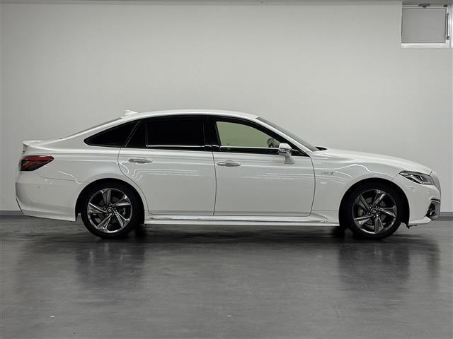 クラウンハイブリッド RSアドバンス OP16スピーカー/8型ナビ/パノラミックビュー/ドラレコ/ETC/本革シート/ブラインドスポットモニター/プリクラッシュセーフティ/パーキングサポートブレーキ/パワーシート/冷暖シート/カラーHUD(57枚目)