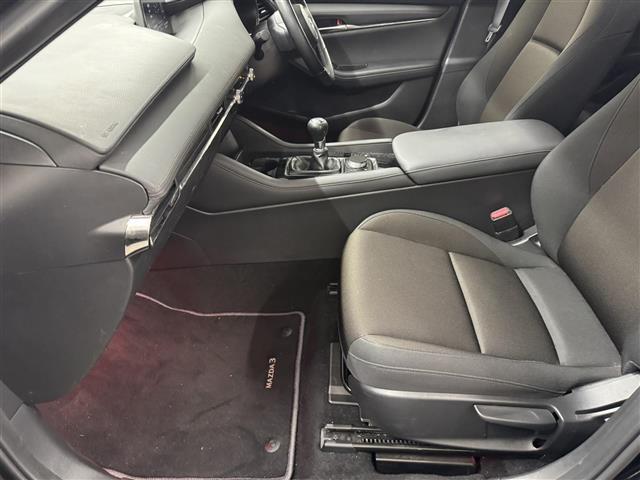 MAZDA3ファストバック 20Sプロアクティブ 6速/LegSport2本出しマフラー/BOSEサウンドシステム/10.25インチナビ/360°ビューモニター/ドラレコ/ETC/BSMシステム/HUD/スマートブレーキサポート/パーキングセンサー(35枚目)