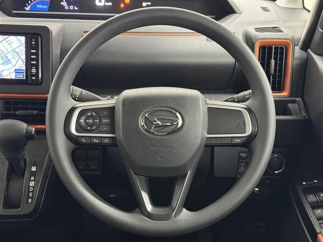 タント ファンクロス 両側パワースライドドア/7インチナビ/パノラマモニター/ルーフレール/スマートアシスト/衝突回避支援ブレーキ/車線逸脱警報機能/標識認識機能/レーンキープコントロール/コーナーセンサー/シートヒーター(11枚目)