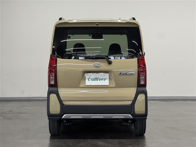 タント ファンクロス 両側パワースライドドア/7インチナビ/パノラマモニター/ルーフレール/スマートアシスト/衝突回避支援ブレーキ/車線逸脱警報機能/標識認識機能/レーンキープコントロール/コーナーセンサー/シートヒーター(37枚目)