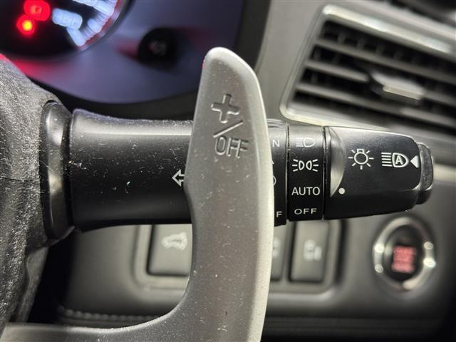 デリカD:5 P 後席モニター/10インチナビ/マルチアラウンドモニター/ドラレコ/ETC/後側方車両検知警報システム/衝突被害軽減ブレーキ/レーダークルコン/LED/オートハイビーム/パワーバックドア/シートヒーター(17枚目)