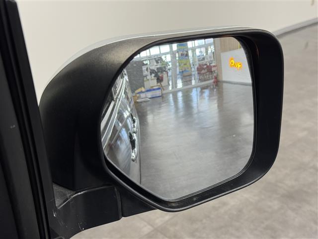 デリカD:5 P 後席モニター/10インチナビ/マルチアラウンドモニター/ドラレコ/ETC/後側方車両検知警報システム/衝突被害軽減ブレーキ/レーダークルコン/LED/オートハイビーム/パワーバックドア/シートヒーター(20枚目)