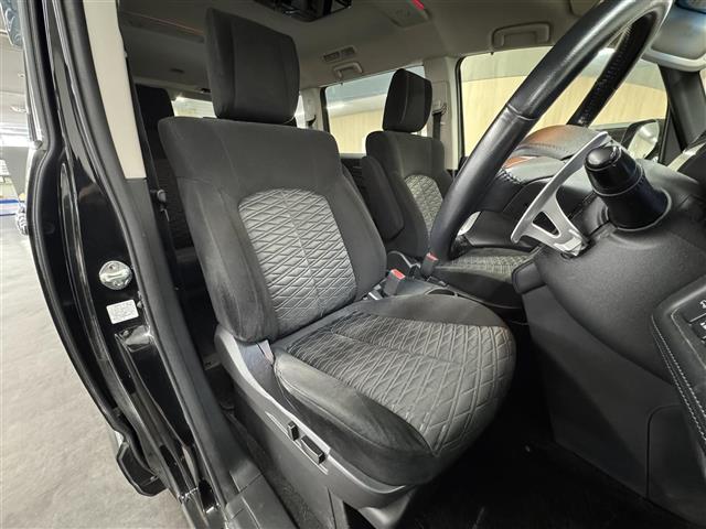 デリカD:5 P 後席モニター/10インチナビ/マルチアラウンドモニター/ドラレコ/ETC/後側方車両検知警報システム/衝突被害軽減ブレーキ/レーダークルコン/LED/オートハイビーム/パワーバックドア/シートヒーター(24枚目)