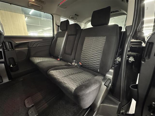 デリカD:5 P 後席モニター/10インチナビ/マルチアラウンドモニター/ドラレコ/ETC/後側方車両検知警報システム/衝突被害軽減ブレーキ/レーダークルコン/LED/オートハイビーム/パワーバックドア/シートヒーター(30枚目)