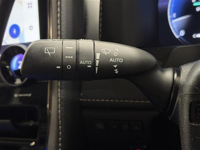 アルファード Z 14インチナビ/パノラミックビュー/ドラレコ/ETC2.0/左右独立ムーンルーフ/黒革シート/ブラインドスポットモニター/2列目冷暖シート/パワーシート/プリクラッシュセーフティ/パワーバックドア(16枚目)