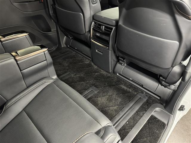 アルファード Z 14インチナビ/パノラミックビュー/ドラレコ/ETC2.0/左右独立ムーンルーフ/黒革シート/ブラインドスポットモニター/2列目冷暖シート/パワーシート/プリクラッシュセーフティ/パワーバックドア(27枚目)