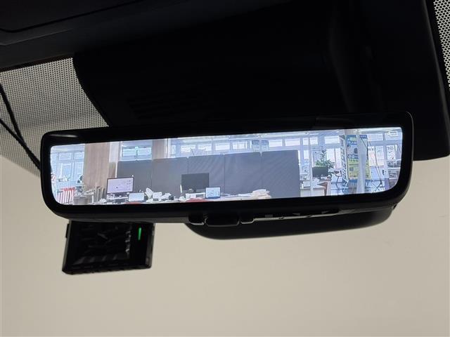 ヴェルファイアハイブリッド Z プレミア モデリスタ/後席モニター/14インチナビ/パノラミックビュー/ドラレコ/ETC2.0/ユニバーサルステップ/アドバンストパーク/左右独立ムーンルーフ/茶革/BSM/デジタルインナーミラー/衝突被害軽減(8枚目)