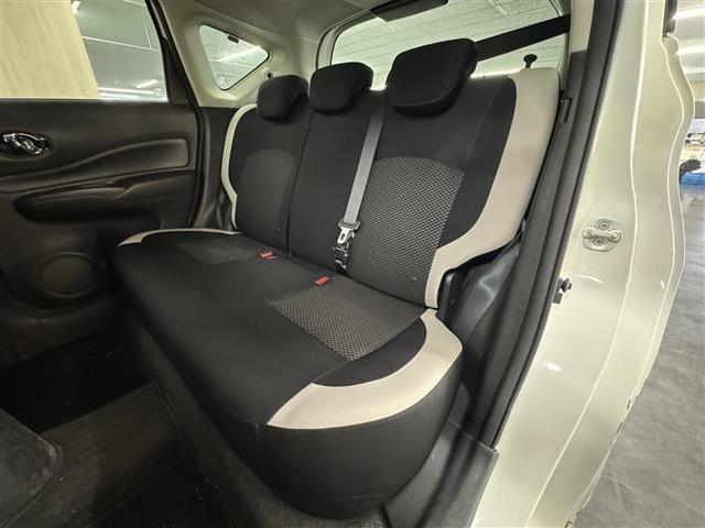 �X�܂ɂČ��Ԃ̊m�F�����������܂��̂ŁA���d�b�ō݌ɂ̂��m�F�̏㐥�񂲗��X���������܂��B