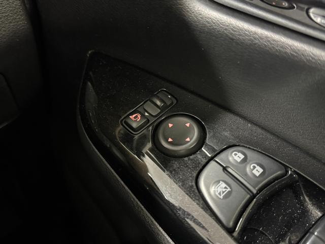 セレナ ハイウェイスターＧ　プロパイロットエディション　プレミアムインテリア／後席モニター／９インチナビ／バックカメラ／ドライブレコーダー／ＥＴＣ／両側オートスライド／ハーフレザー／デジタルインナーミラー／エマージェンシーブレーキ／フロント＆バックソナー（32枚目）