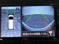 【アラウンドビューモニター】を装備しております。全周囲カメラで危険察知。狭い駐車場でも安心して駐車できますね。 3