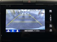 【バックカメラ】駐車時に後方がリアルタイム映像で確認できます。大型商業施設や立体駐車場での駐車時や、夜間のバック時に大活躍！運転スキルに関わらず、今や必須となった装備のひとつです！ 4