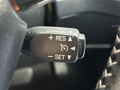 【クルーズコントロール】　アクセル開閉の手間が省ける高速道路などで便利な自動で速度を保ってくれるクルーズコントロールです。 7