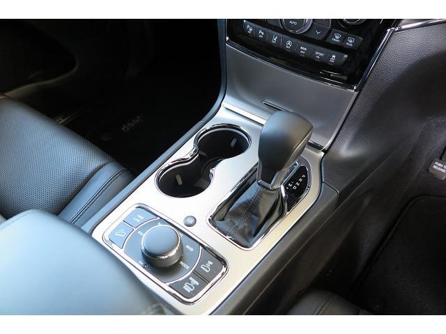 リミテッド 新車保証継承 弊社デモカーUP ブラックレザー 8.4ディスプレイUコネクト 純正ドラレコ前後(19枚目)