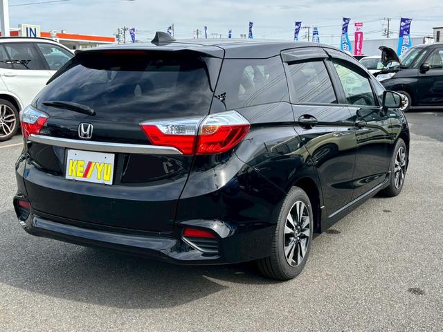 シャトル ハイブリッドX【禁煙・1オーナー・ナビ&Bカメラ&ETC】 ◆走行39,020km◆福岡仕入◆【Bluetooth対応純正SDナビ・地デジTV・DVD・CD・SD録音】LEDオートライト/純正15AW/ヒーター付ハーフレザーシート/エンジンプッシュスタート/(8枚目)