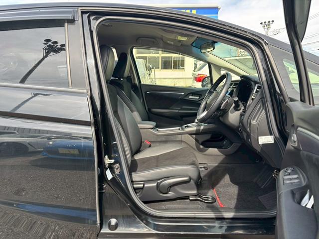 シャトル ハイブリッドX【禁煙・1オーナー・ナビ&Bカメラ&ETC】 ◆走行39,020km◆福岡仕入◆【Bluetooth対応純正SDナビ・地デジTV・DVD・CD・SD録音】LEDオートライト/純正15AW/ヒーター付ハーフレザーシート/エンジンプッシュスタート/(13枚目)