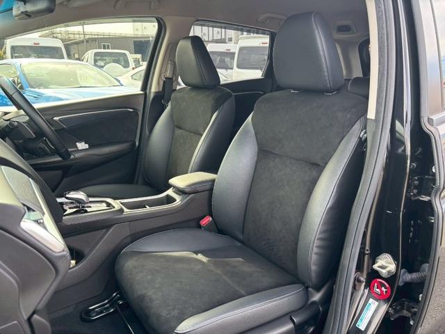 シャトル ハイブリッドX【禁煙・1オーナー・ナビ&Bカメラ&ETC】 ◆走行39,020km◆福岡仕入◆【Bluetooth対応純正SDナビ・地デジTV・DVD・CD・SD録音】LEDオートライト/純正15AW/ヒーター付ハーフレザーシート/エンジンプッシュスタート/(17枚目)