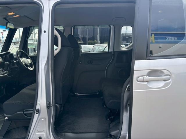 N-BOX G SSパッケージ【禁煙・両側自動スライド・ナビ&Bカメラ】 ◆あんしんパッケージ◆プラズマクラスター搭載エアコン◆運転席シートハイトアジャスター◆【Bluetooth対応純正ナビ・TV・ETC】エンジンプッシュスタート/HID/22年製DLタイヤ/純正14AW(17枚目)