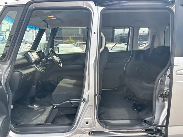 N-BOX G SSパッケージ【禁煙・両側自動スライド・ナビ&Bカメラ】 ◆あんしんパッケージ◆プラズマクラスター搭載エアコン◆運転席シートハイトアジャスター◆【Bluetooth対応純正ナビ・TV・ETC】エンジンプッシュスタート/HID/22年製DLタイヤ/純正14AW(22枚目)